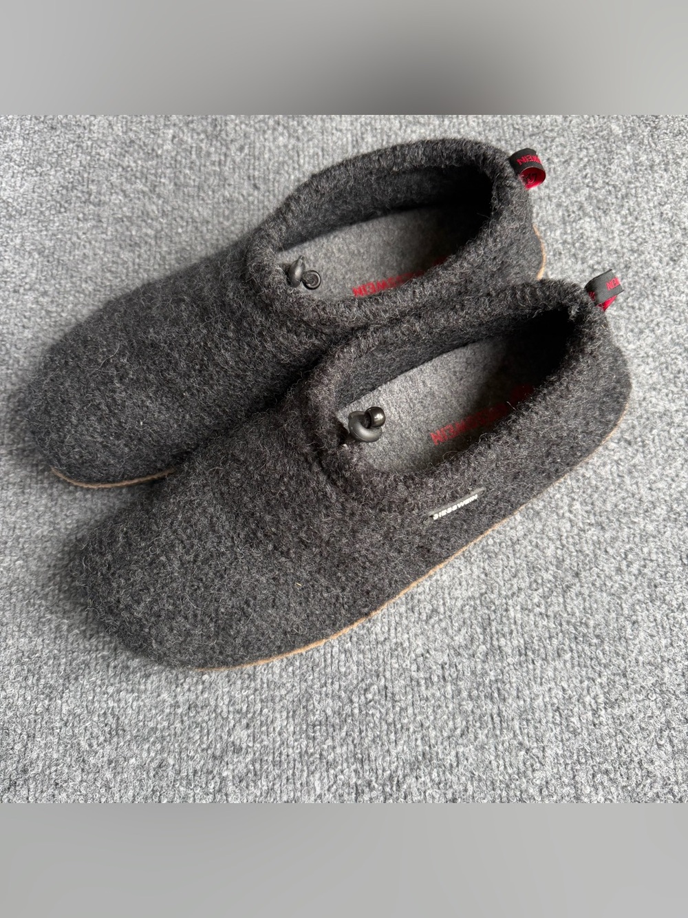 Cozy Dark Gray Giesswein Wool Slip-On Slippers Men Size 45